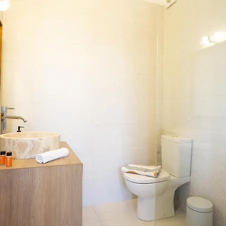 Terrestre Villa Lakíthra